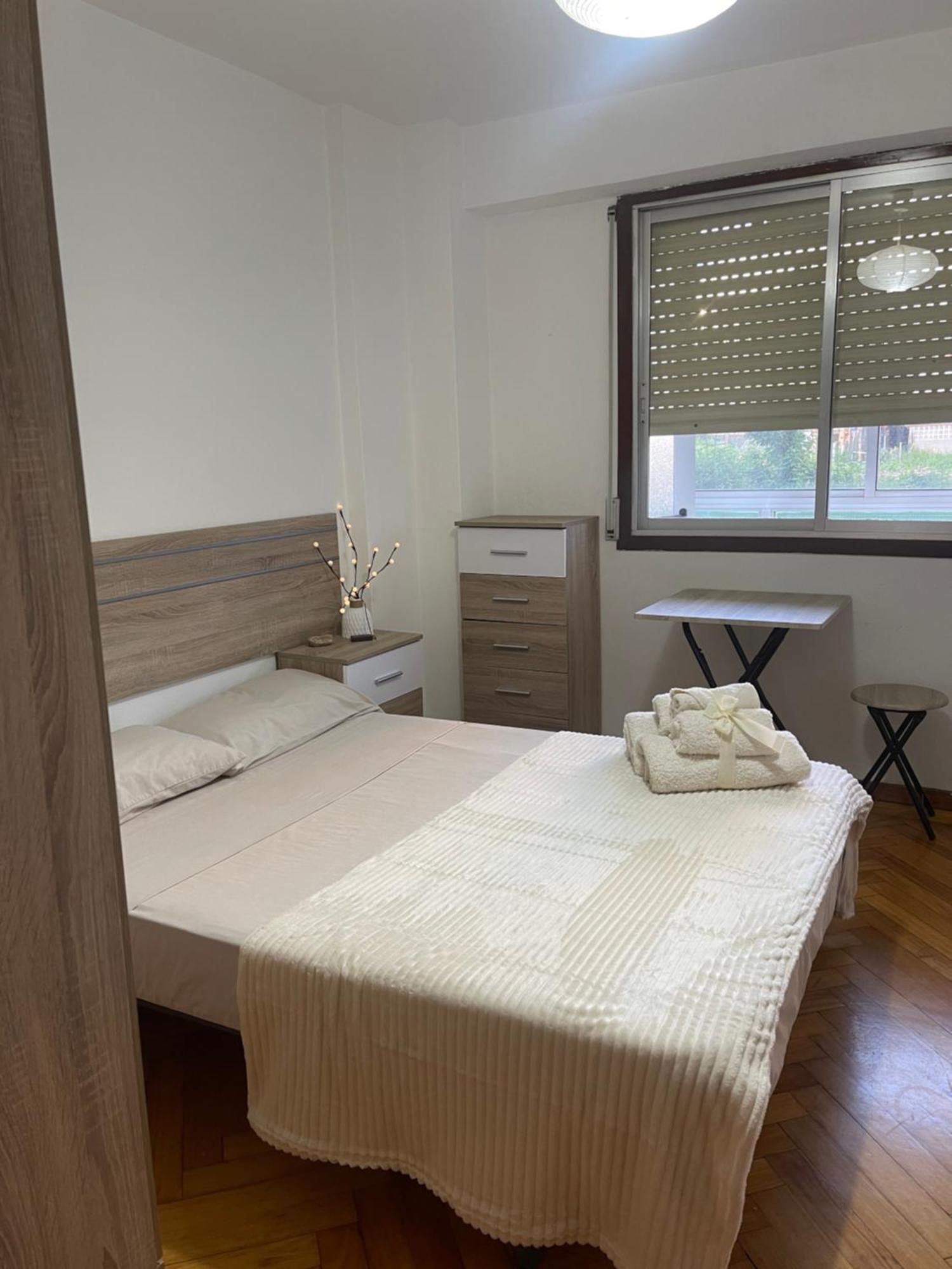 Disfruta De Exclusiva Habitacion Privada, A 5 Minutos De La Playa Vigo Zewnętrze zdjęcie